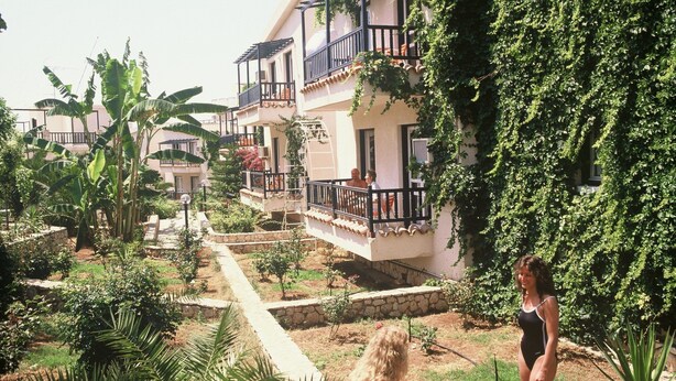 Property grounds - Aphelandra Hotel Apartments (Ayia Napa)