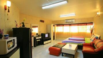 Hypo-allergenic bedding, desk, soundproofing, bed sheets