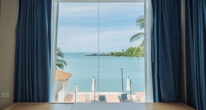 Phuket Boat Quay Hotel Panwa Beach