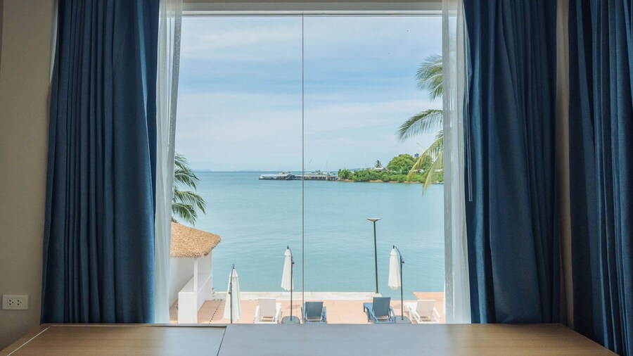 Phuket Boat Quay Hotel Panwa Beach