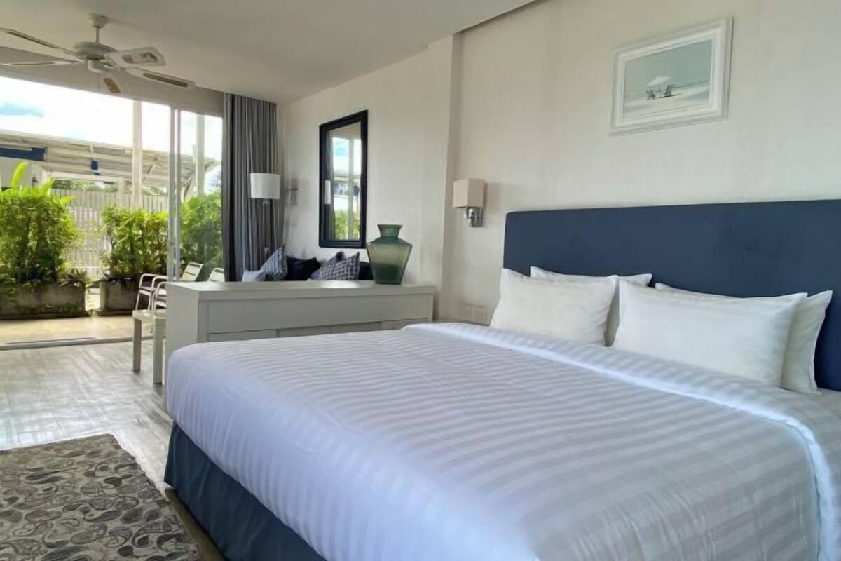 In-room safe, desk, laptop workspace, blackout curtains