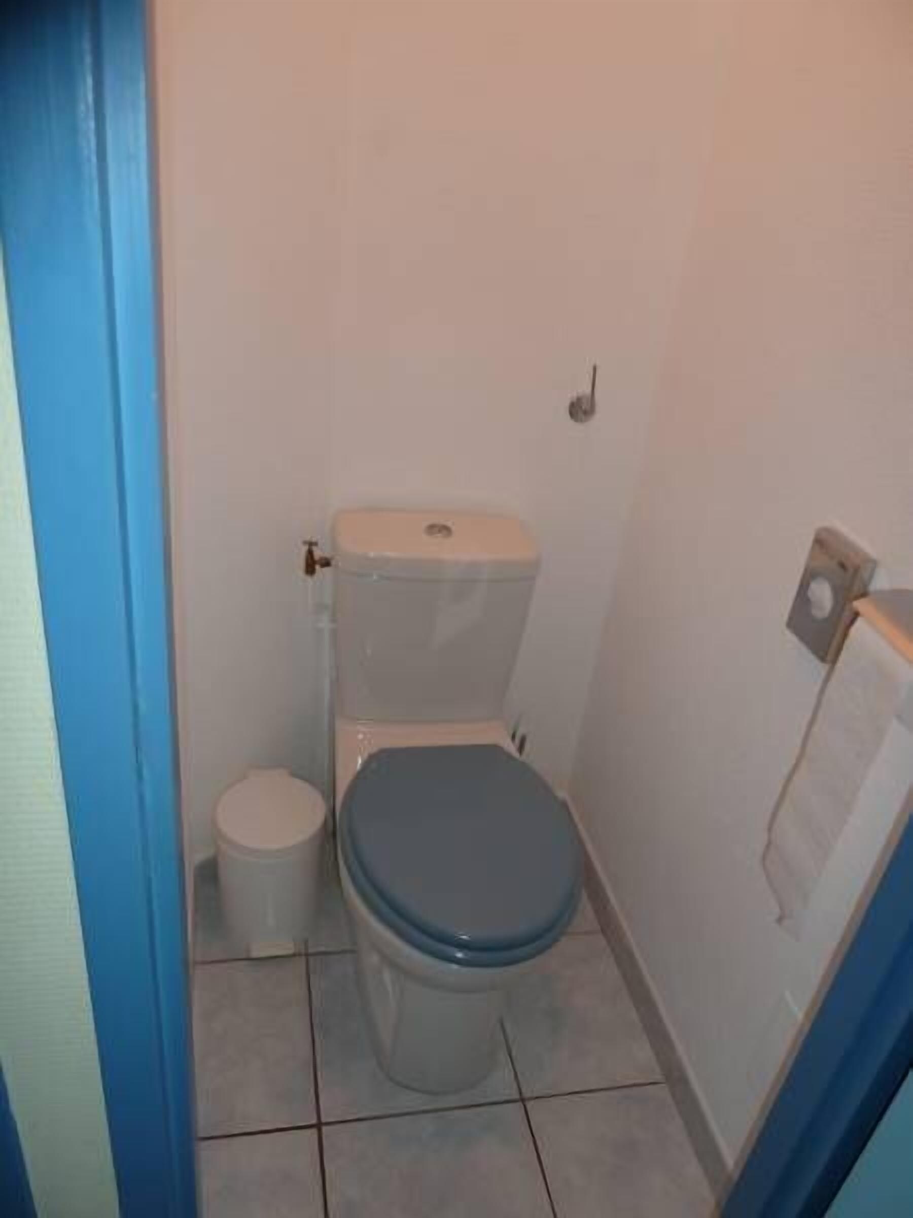 standard triple room, private bathroom | soundproofing, free wifi