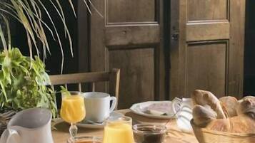 Daily buffet breakfast (EUR 10 per person)