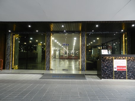 Exterior. Nanatai Suites