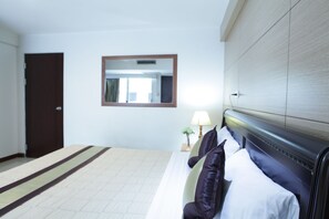 Superior Room, 1 Double or 2 Twin Beds | In-room safe, desk, free WiFi, bed sheets - Nanatai Suites (Bangkok)