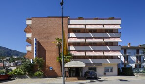 Front of property - Hotel Polo Inn (Ascona)