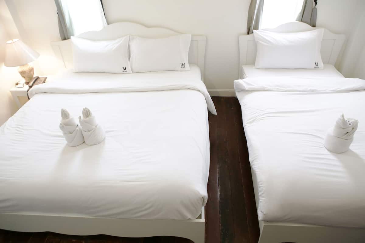 2 bedrooms, minibar, desk, free WiFi