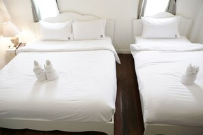 Minibar, desk, free WiFi - Mona Chiang Mai Boutique (Chiang Mai)