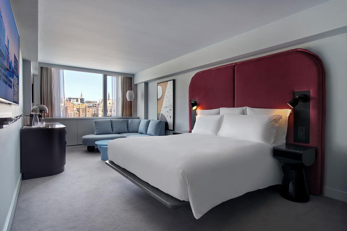 Premium bedding, minibar, in-room safe, desk