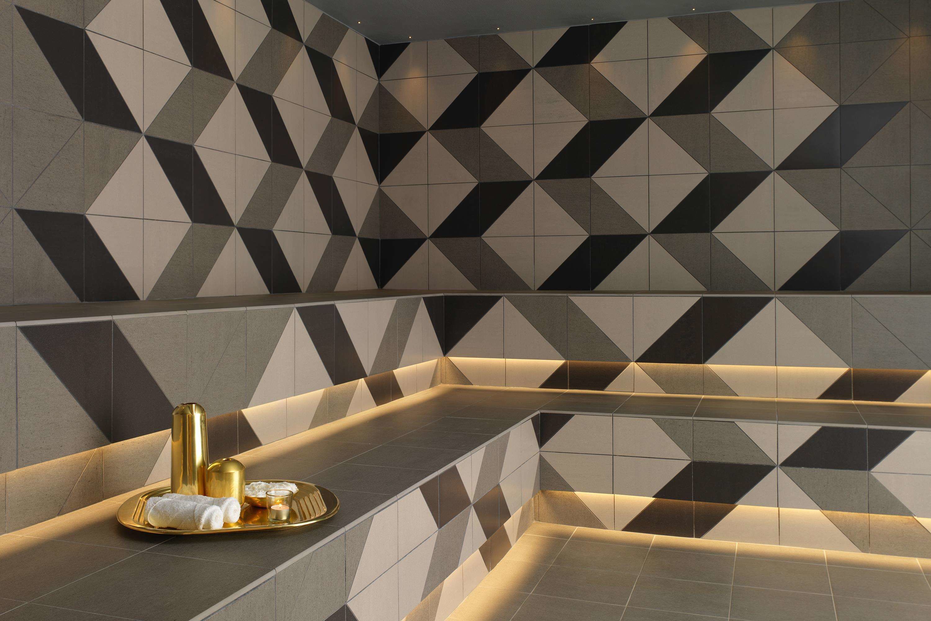 Couples treatment room(s), steam room, body treatments, aromatherapy