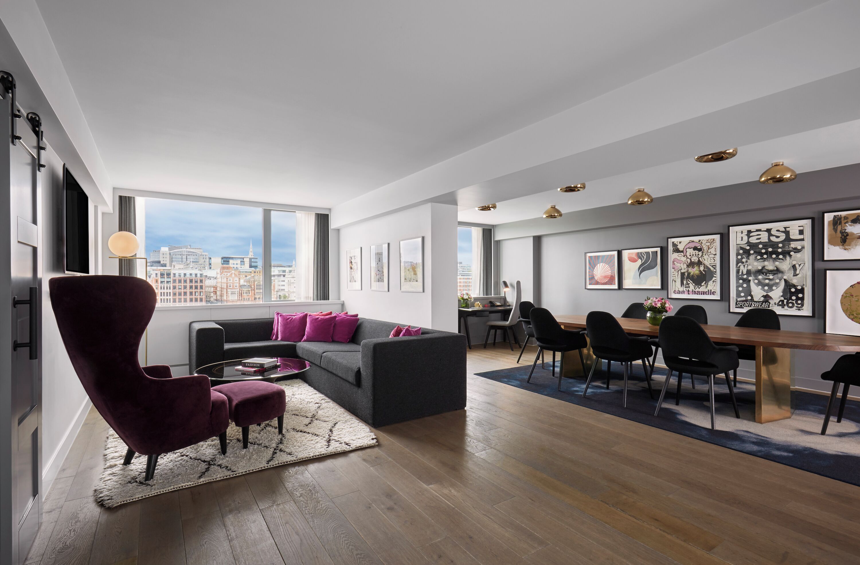 River View Apartment | 高档床上用品、迷你吧、客房内保险箱、特色装修