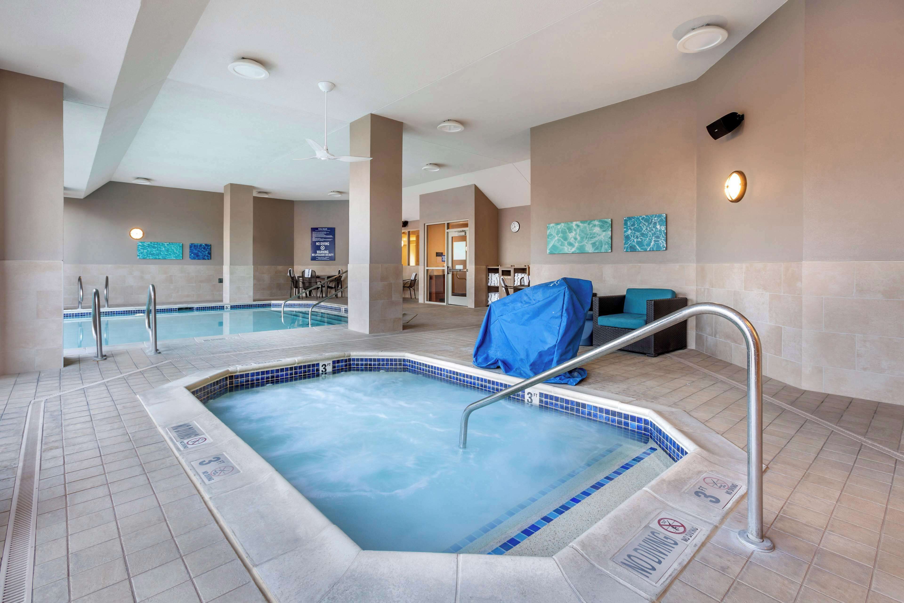 Indoor pool, outdoor pool