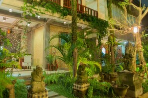 Interior - Sandat Bali Ubud Guest House (Ubud)