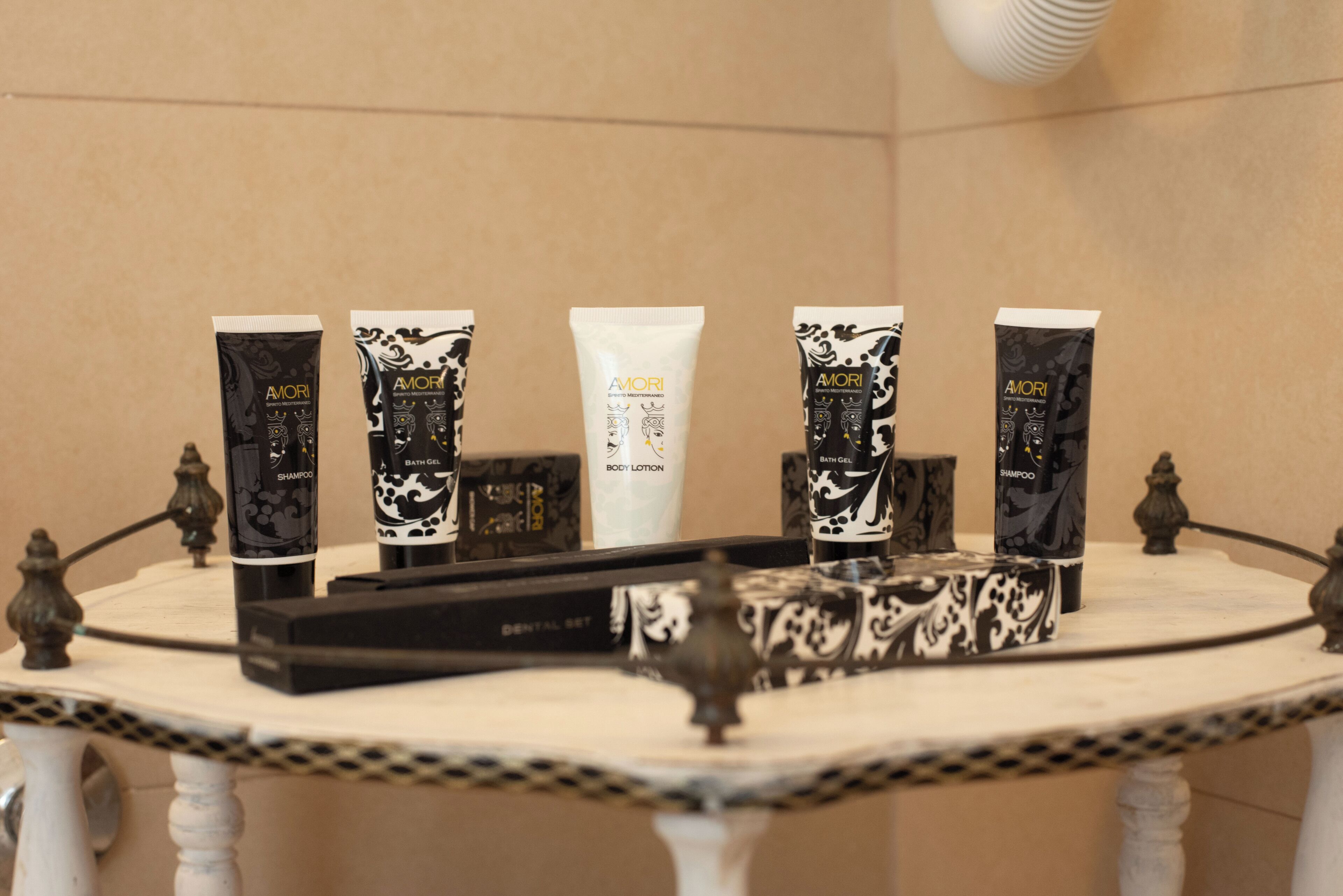 junior studio suite, jetted tub, garden view | bathroom amenities | free toiletries, hair dryer, slippers, bidet