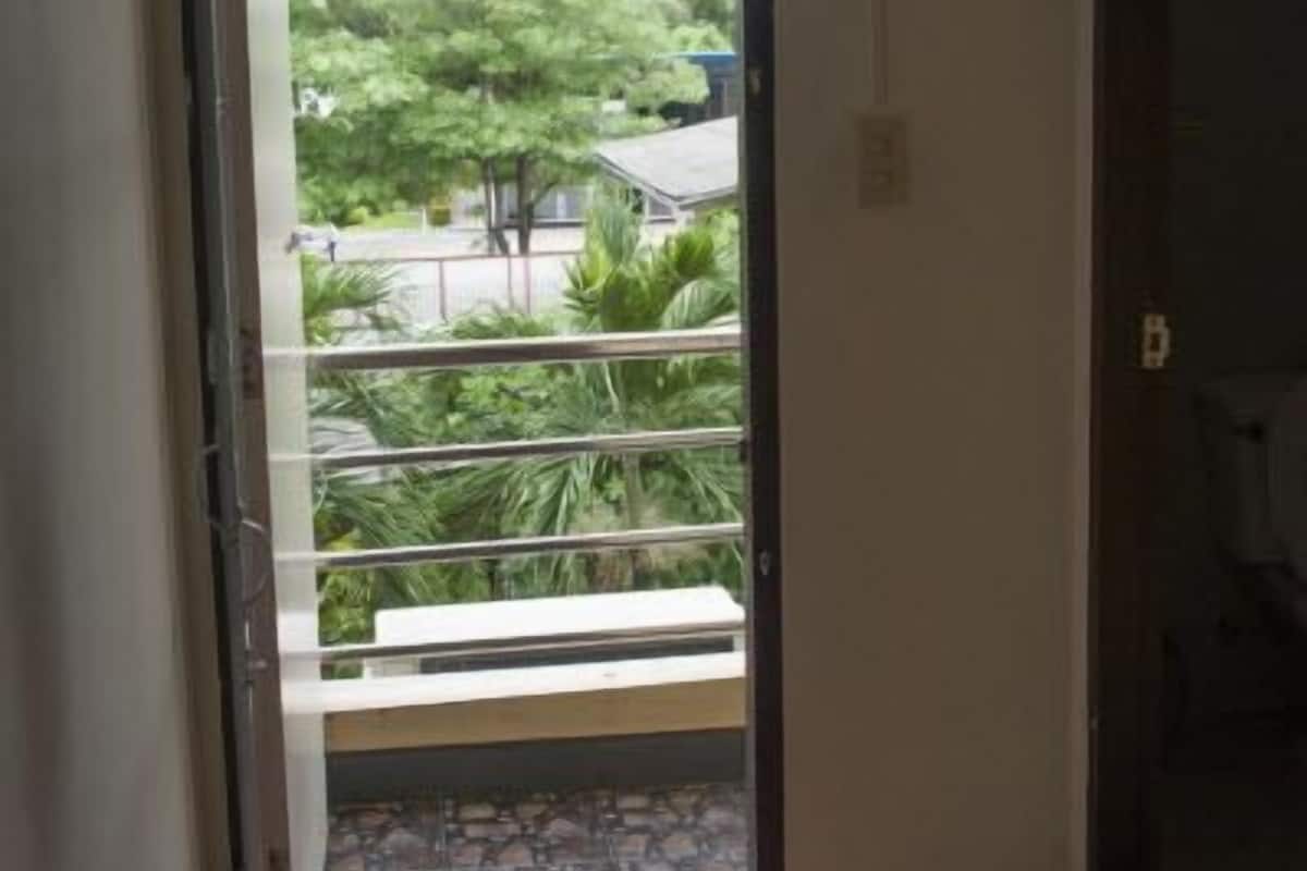 Studio | Balcony