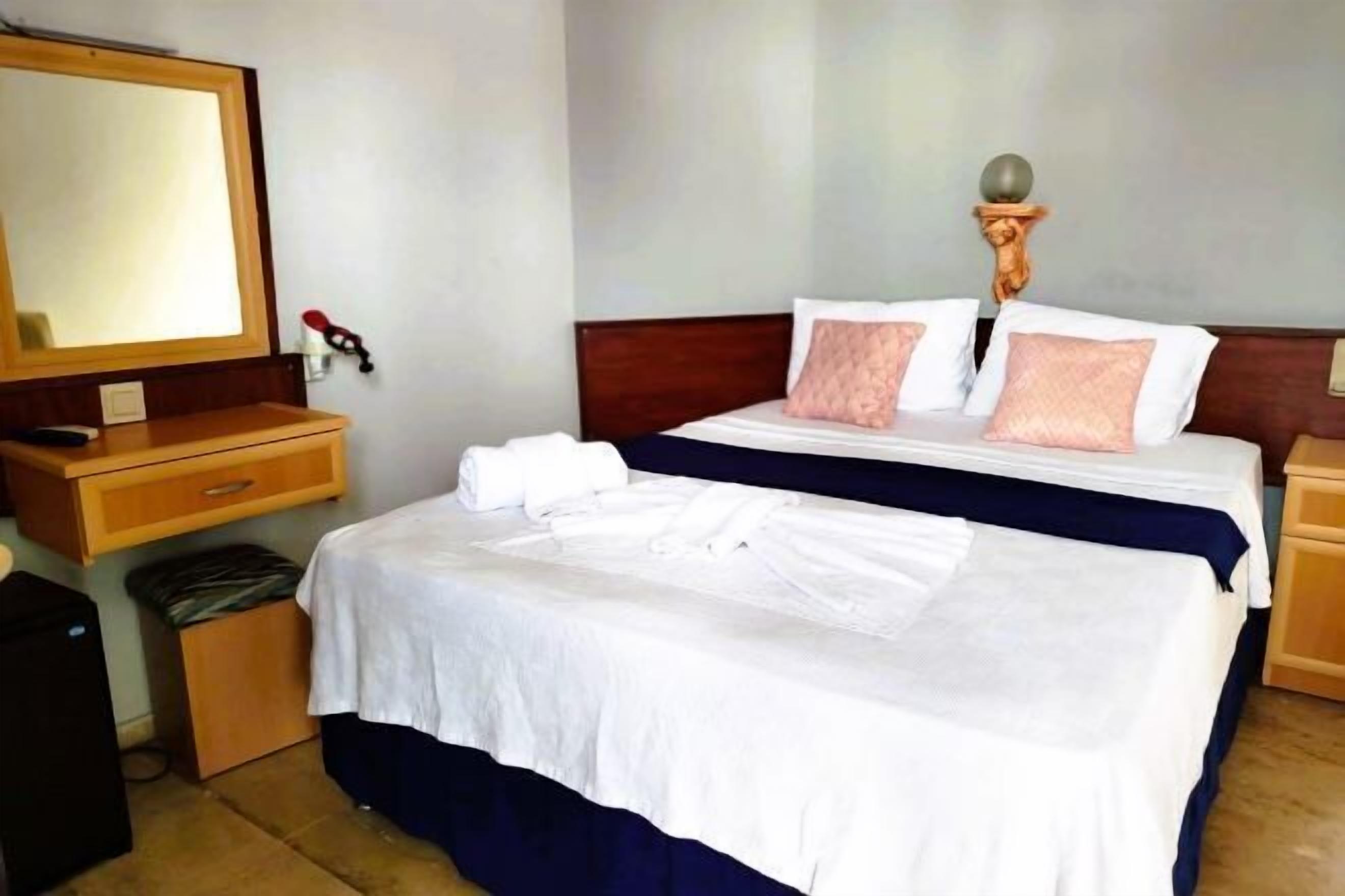 房內夾萬、免費 Wi-Fi、床單、方便輪椅出入