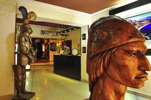 Reception hall - Hotel Sagarnaga (La Paz)