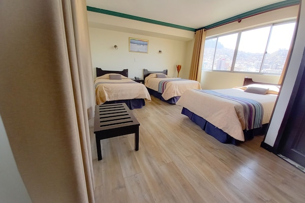 Deluxe Triple Room, 3 Single Beds, City View