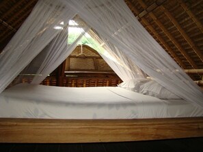 Family Bungalow | In-room safe, desk, free cribs/infant beds, free WiFi - Flower Bud Bungalows (Jimbaran)