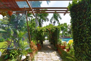 Property grounds - Rock Villa Hoi An (Da Nang)