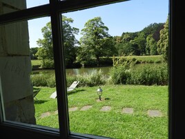 Comfort House, 2 Bedrooms, Garden View, Garden Area | In-room safe, free WiFi