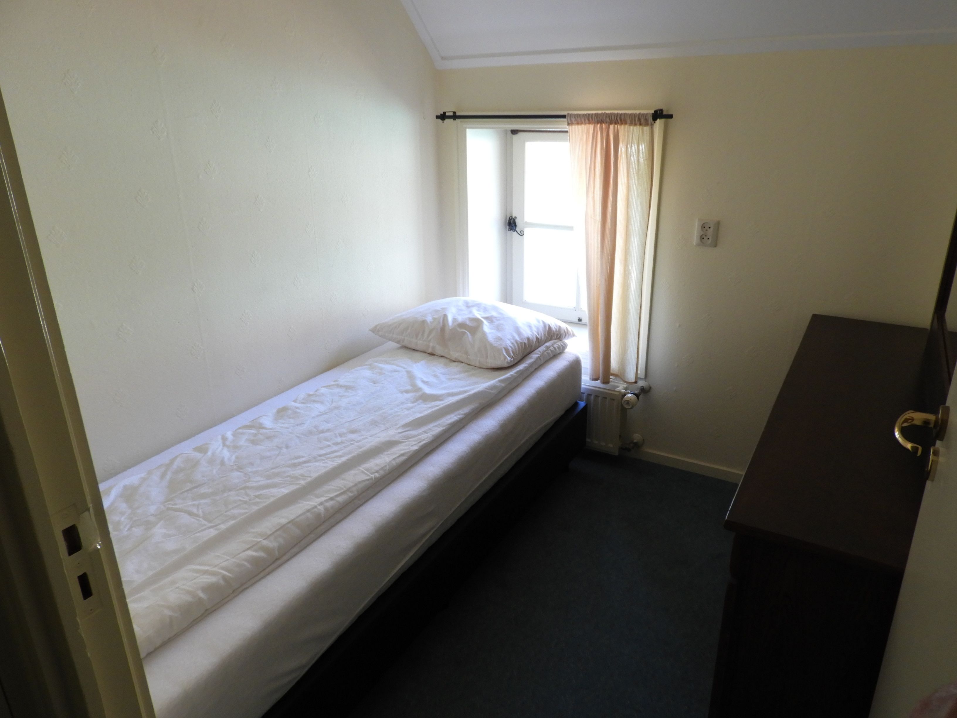 Maison, 2 chambres, vue jardin, côté jardin | Literie hypoallergénique, coffres-forts dans les chambres, Wi-Fi gratuit