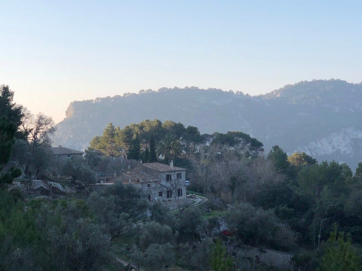 منظر من الجو على ارتفاع عالٍ