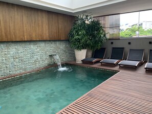 Indoor pool - Ritz Hotel Leblon (Rio de Janeiro)