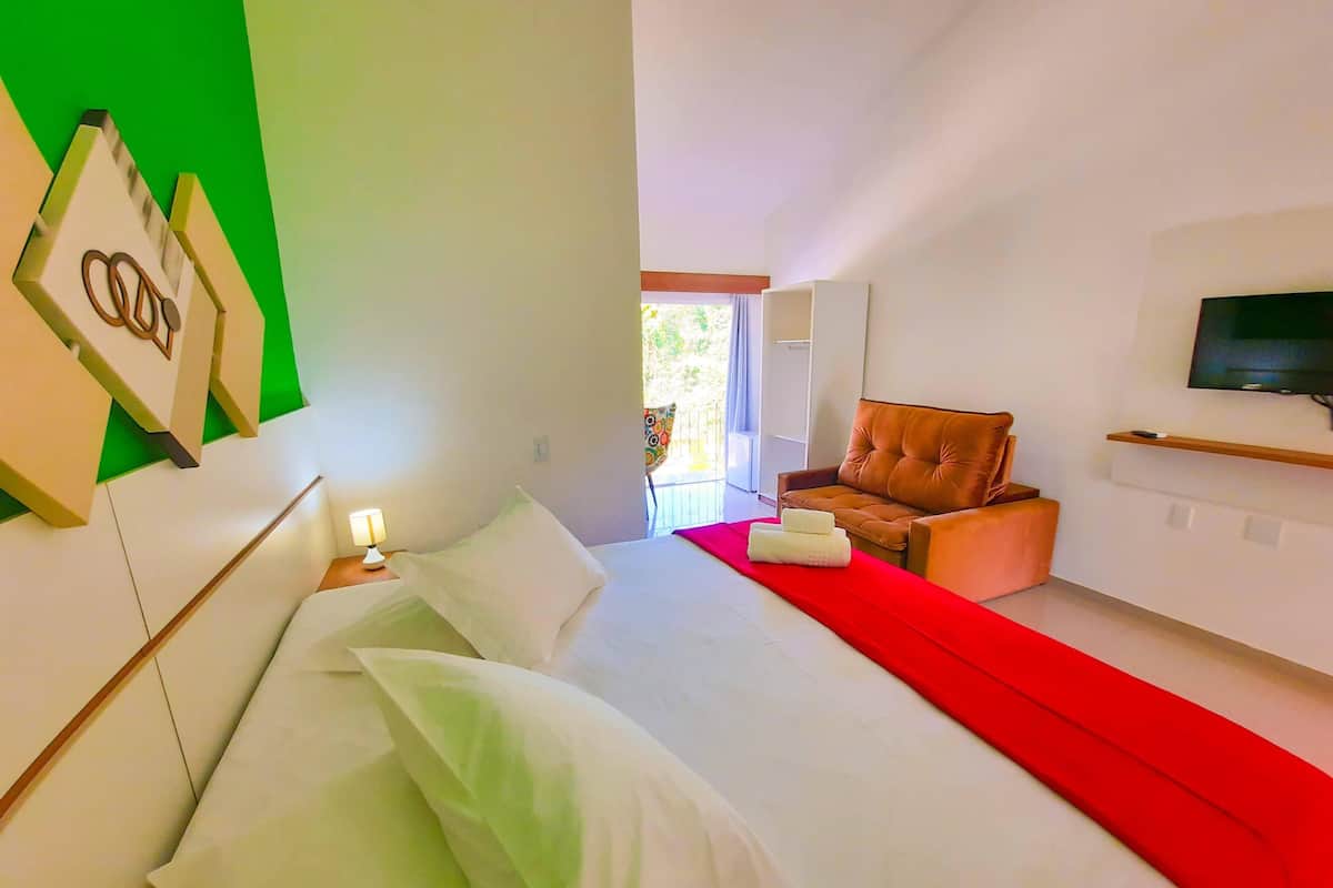 Minibar, Wi-Fi gratis, dan seprai linen