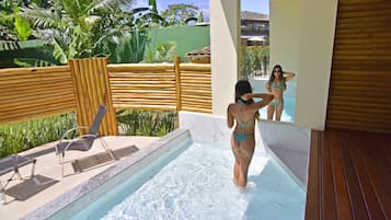 Minibar, wifi gratis y ropa de cama