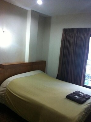Free WiFi - White Orchid Inn (Bangkok)