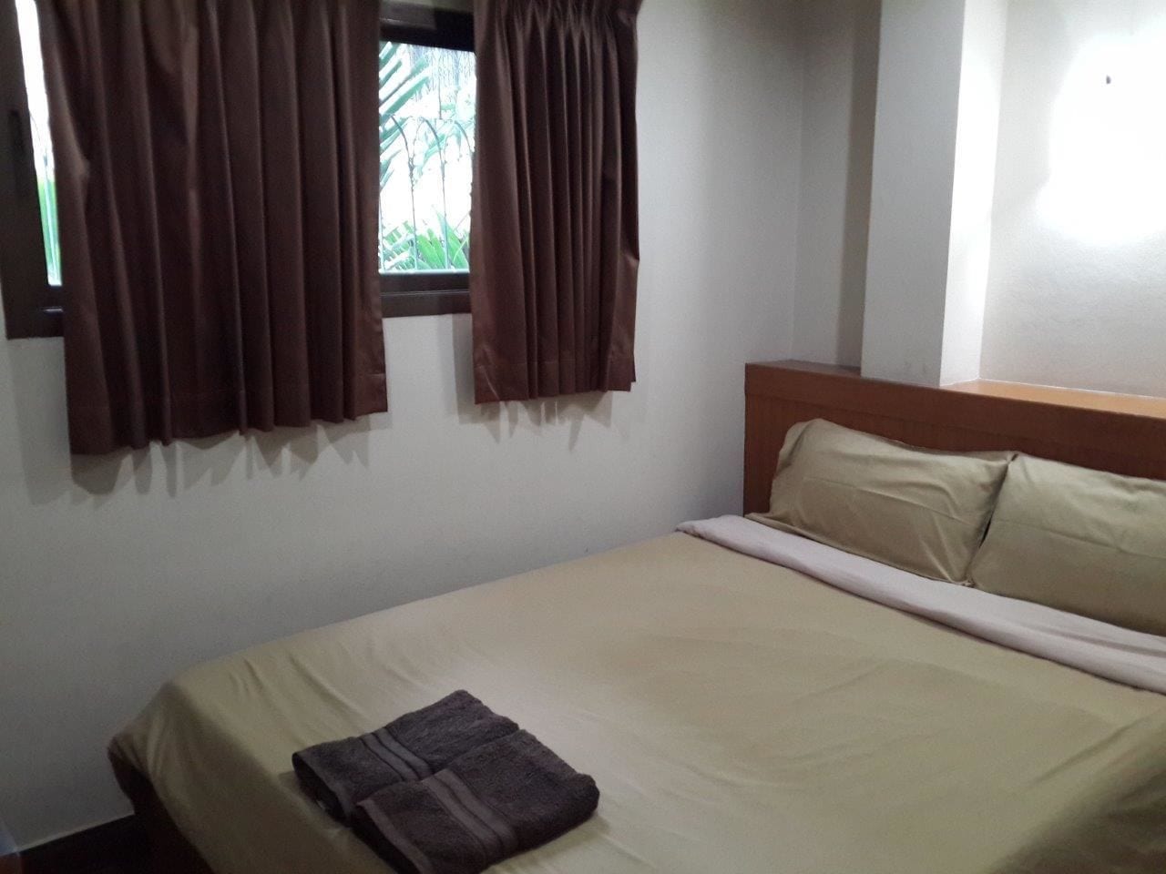 Standard Room | Blackout curtains, free WiFi