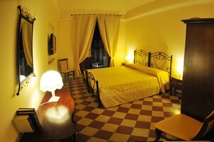 Double Room | Premium bedding, minibar, desk, laptop workspace
