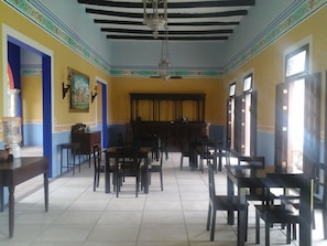 Daily full breakfast (USD 5 per person)