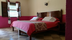 In-room safe, free WiFi, bed sheets