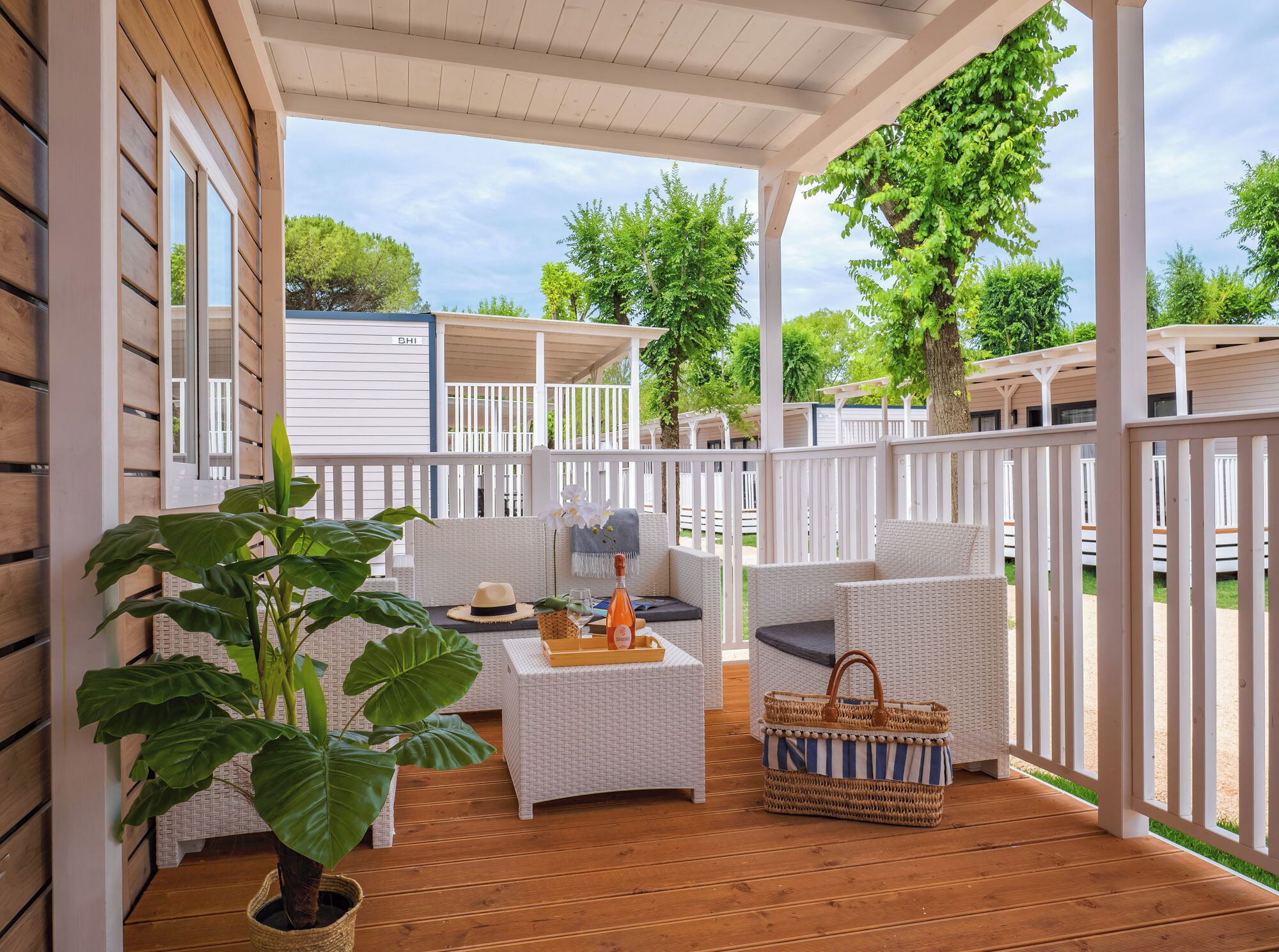Superior Mobile Home (Pet Friendly) | Pemandangan dari bilik