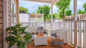 Superior Mobile Home (Pet Friendly) | Pemandangan dari bilik