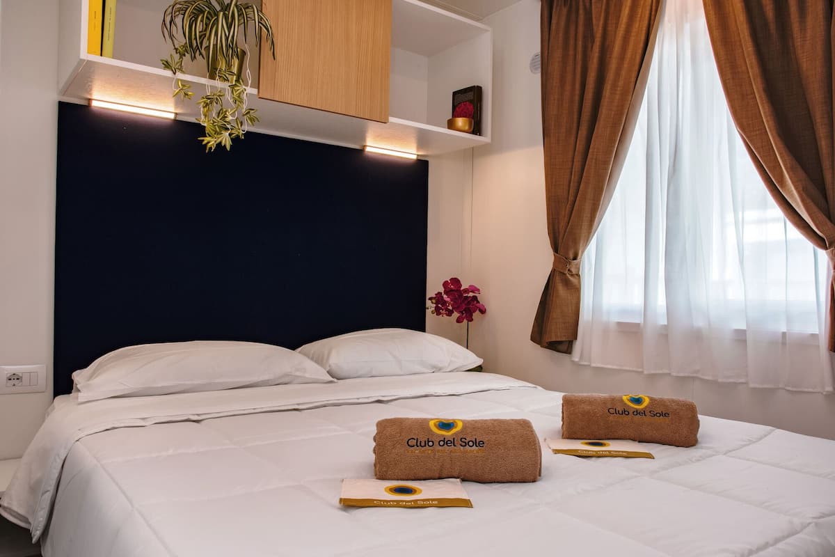 3 habitaciones, minibar, cortinas blackout y wifi gratis