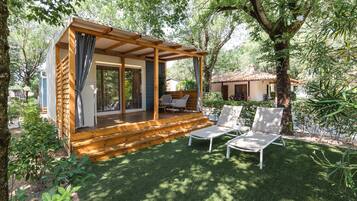 Cottage Supérieur (Pet Friendly) | Terrasse/Patio