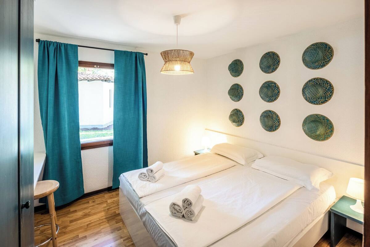 Minibar, Verdunkelungsvorhänge, kostenloses WLAN