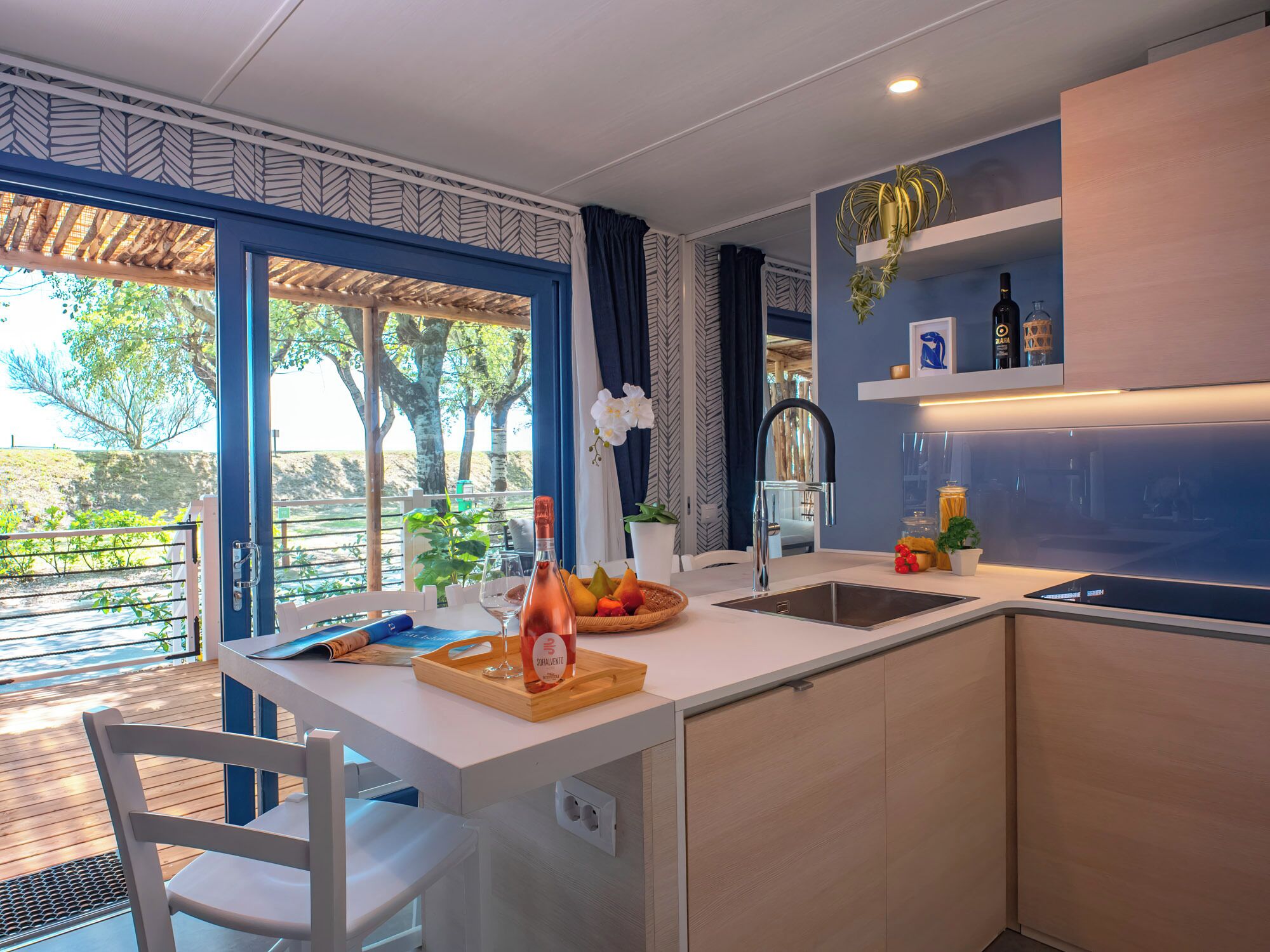 Suite Mediterranea (Pet Friendly) | 전용 주방 | 에스프레소 메이커, 커피/티 메이커, 전기 주전자