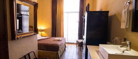 Literie de qualité supérieure, coffres-forts dans les chambres