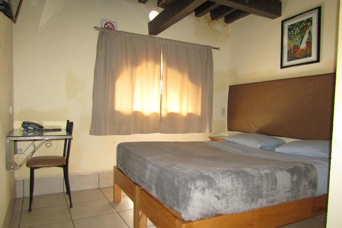 1 bedroom, Egyptian cotton sheets, premium bedding