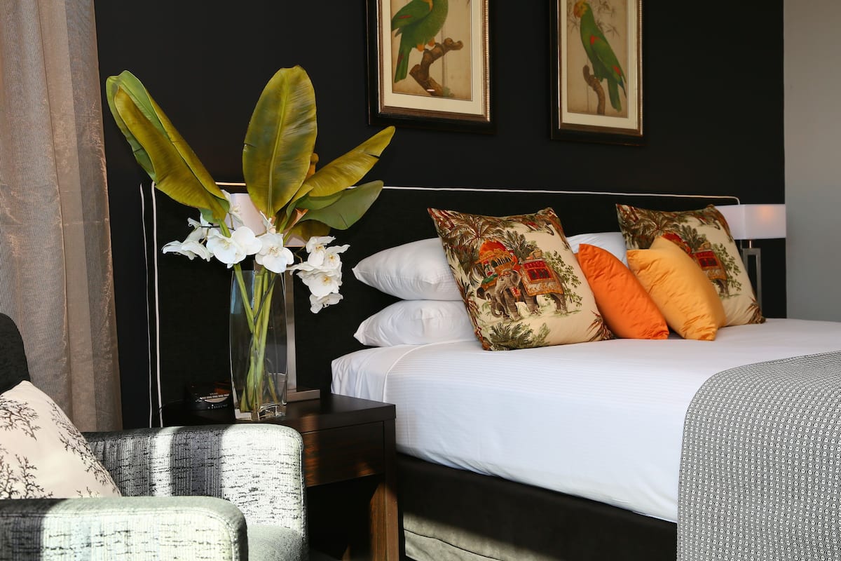 executive king room | 1 bedroom, minibar, in-room safe, desk