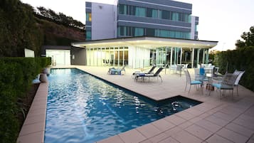 Outdoor pool, sun loungers