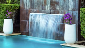 Outdoor pool, pool loungers