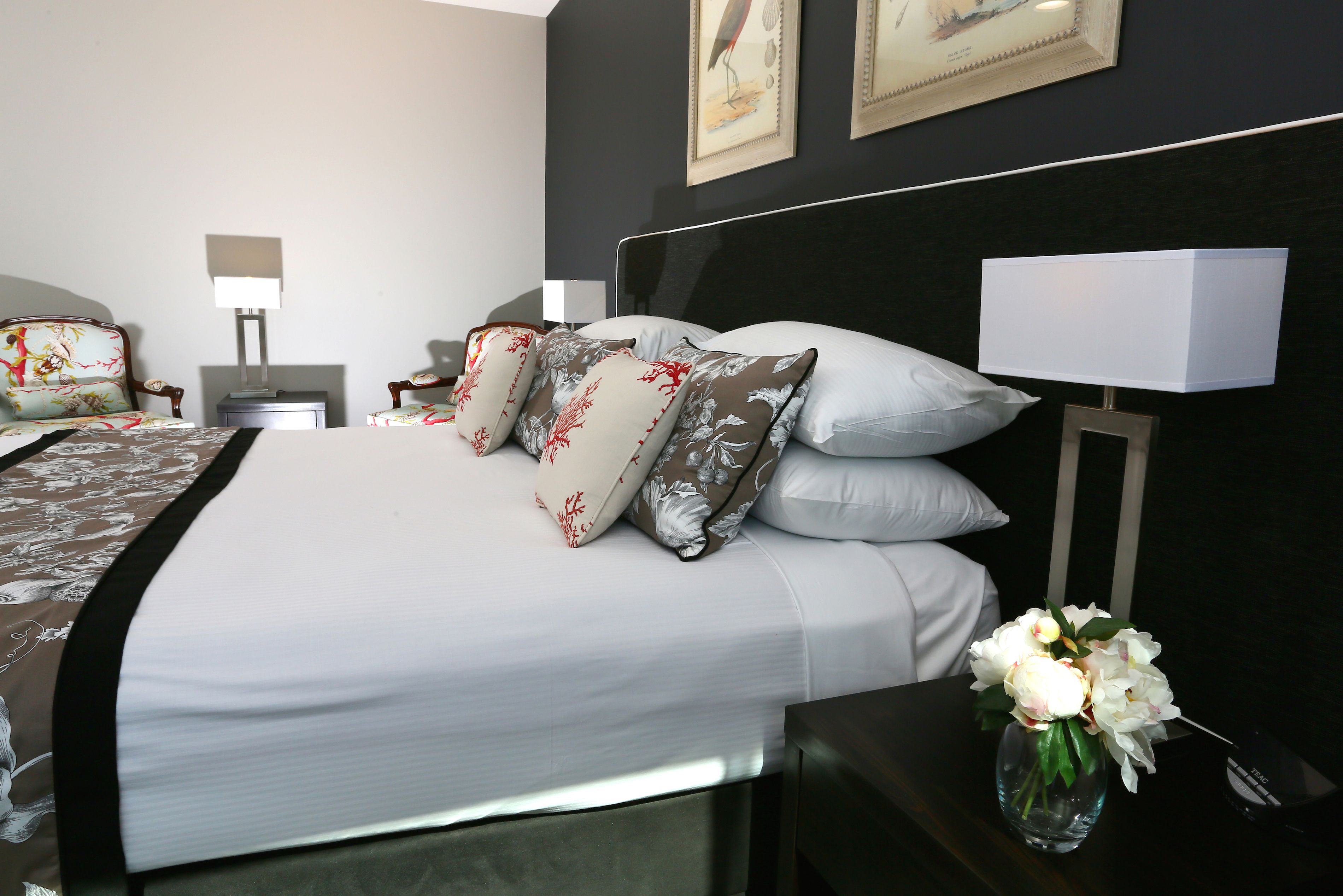 executive king room | 1 bedroom, minibar, in-room safe, desk