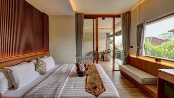 Deluxe Room | Desk, free WiFi, bed sheets