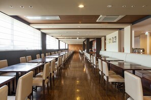 Breakfast served - MyStays Shin Urayasu Conference Center (Urayasu)