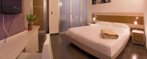 Soundproofing, cribs/infant beds, free WiFi